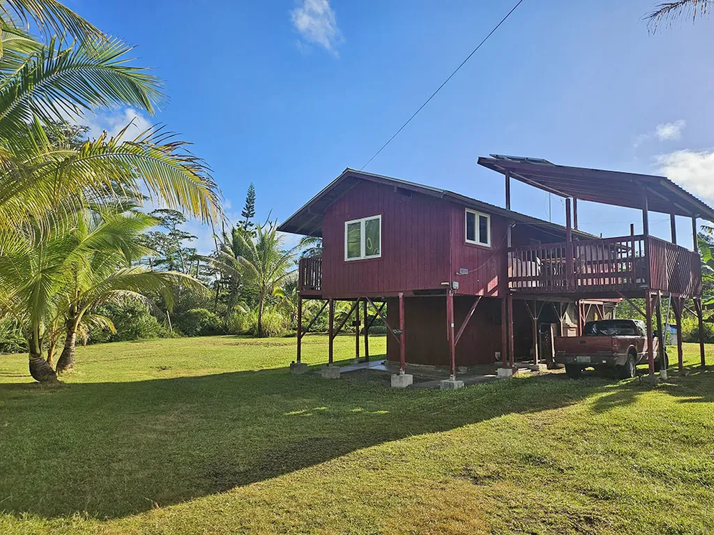 16-1745 35th Avenue Kurtistown HI 96760