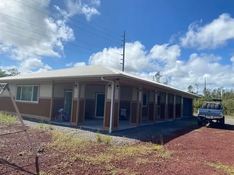 15-1852 33rd Avenue Keaau HI 96749