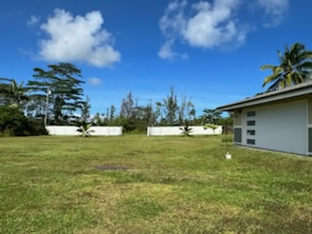 15-1578 26th Avenue Keaau HI 96749