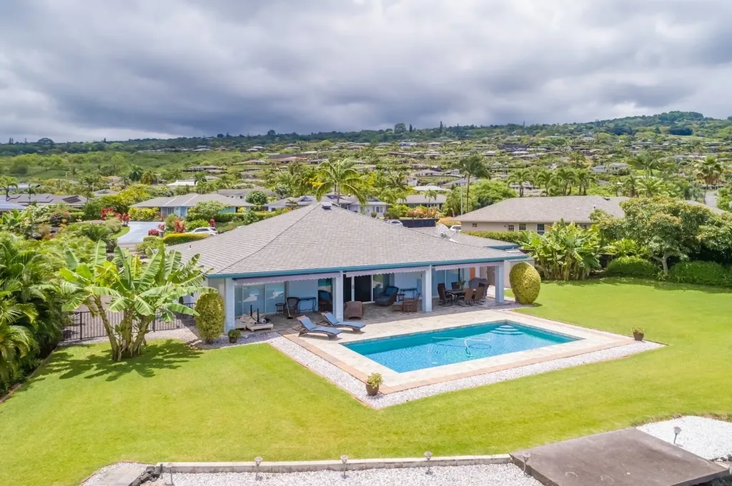 76-135 Kamehamalu Street Kailua-kona HI 96740