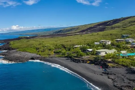 87-3210 Guava Road Captain Cook HI 96704