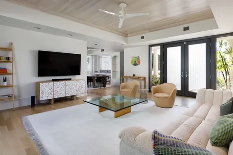 68-1375 Pauoa Road Kamuela HI 96743