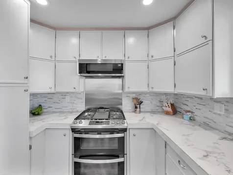 92-795 Hokulani Boulevard Ocean View HI 96737