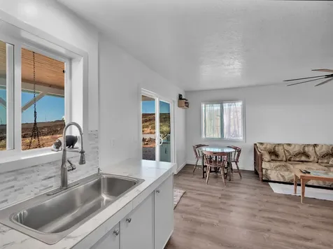 92-795 Hokulani Boulevard Ocean View HI 96737