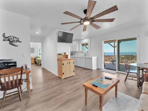 92-795 Hokulani Boulevard Ocean View HI 96737