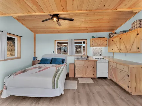 92-795 Hokulani Boulevard Ocean View HI 96737