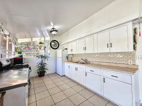 15-1487 16th Avenue Keaau HI 96749