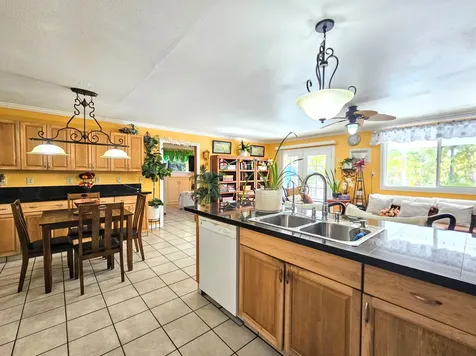 15-1487 16th Avenue Keaau HI 96749