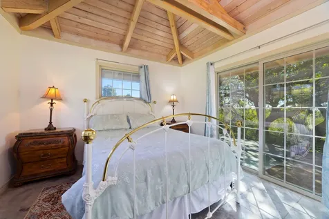 95-6253 Makai Street Naalehu HI 96772