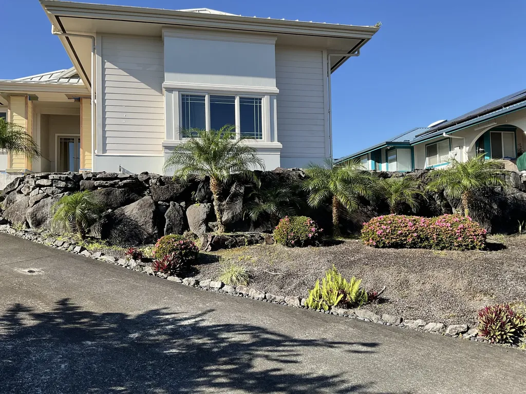 378 Kahikini Street Hilo HI 96720