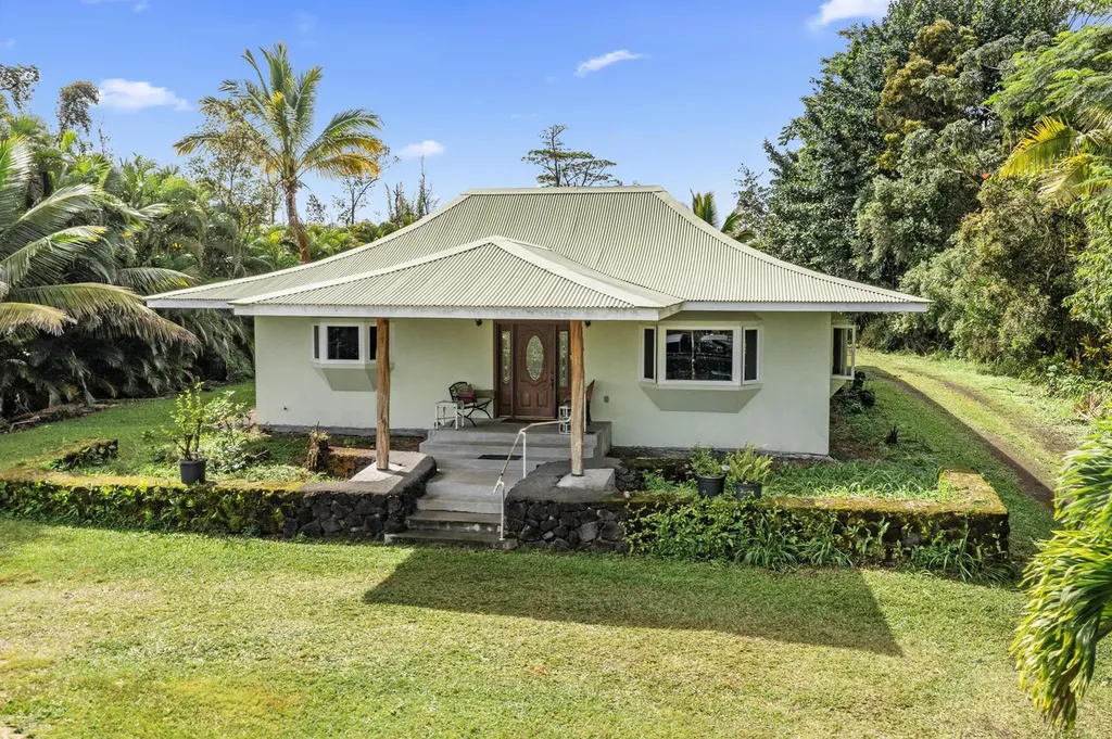 16-1700 34th Avenue Keaau HI 96749
