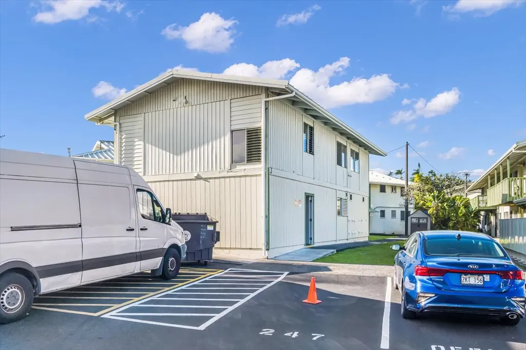 485 Waianuenue Avenue Hilo HI 96720