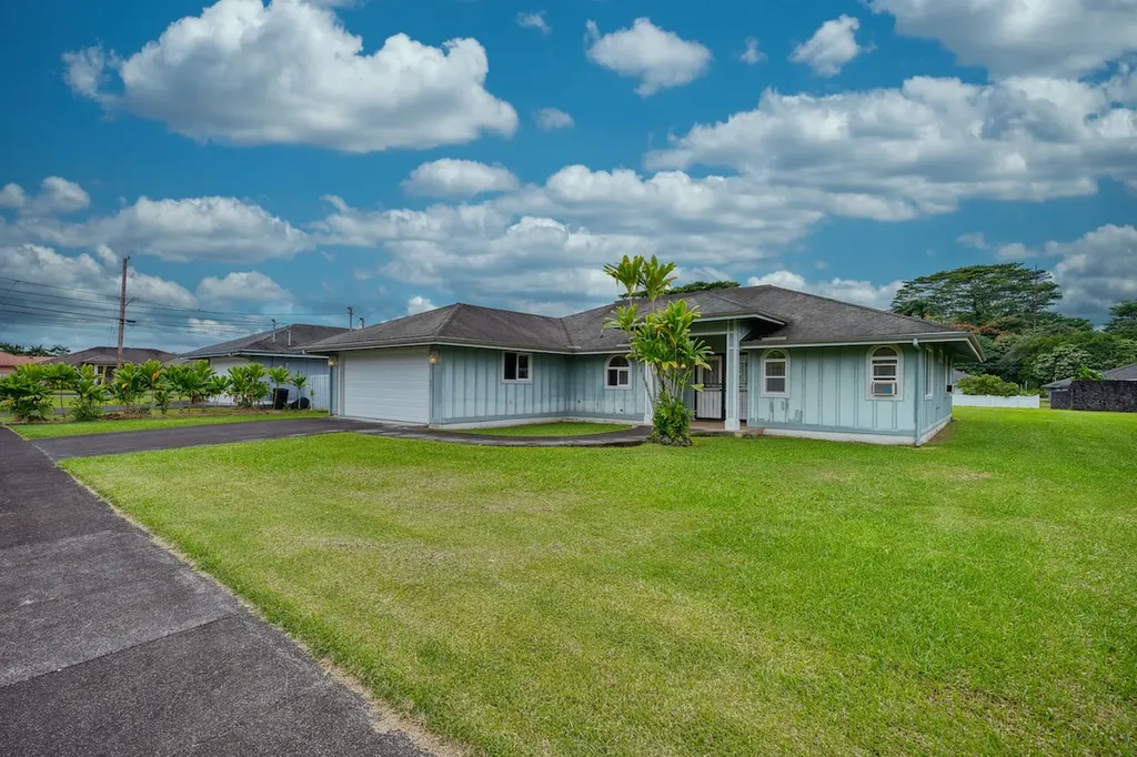 281 Noelani Loop Hilo HI 96720