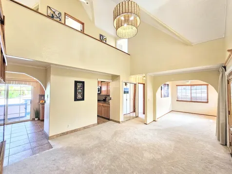 726-A Waianuenue Avenue Hilo HI 96720