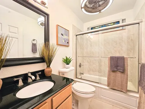 726-A Waianuenue Avenue Hilo HI 96720