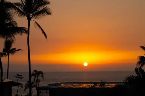 75-6016 Alii Drive Kailua-kona HI 96740