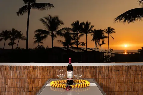 75-6016 Alii Drive Kailua-kona HI 96740