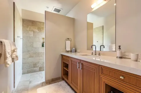 62-3908 Kaunaoa Iki Road Kamuela HI 96743