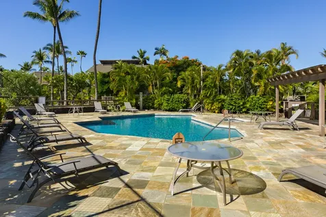 78-261 Manukai Street Kailua-kona HI 96740