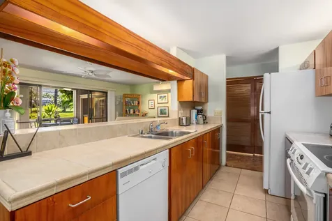 78-261 Manukai Street Kailua-kona HI 96740