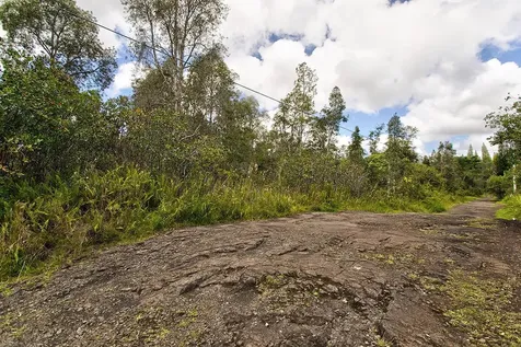 16-1216 39th Avenue Kurtistown HI 96760