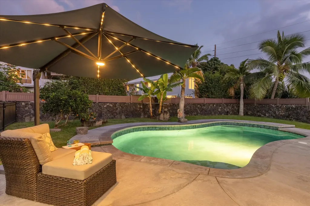 73-1025 Ahikawa Street Kailua-kona HI 96740