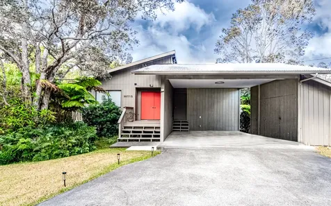 99-7715 Kalehua Place Volcano HI 96778