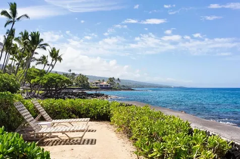 75-6082 Alii Drive Kailua-kona HI 96740