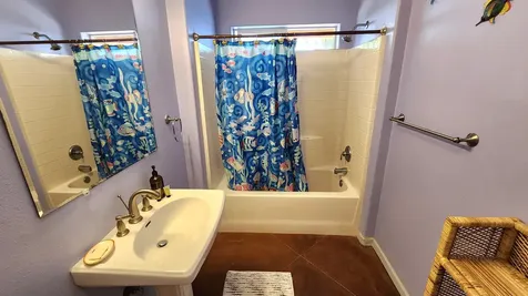 88-107 Kai Avenue Captain Cook HI 96704