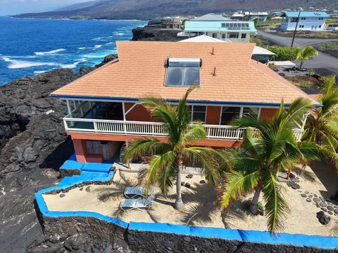 88-107 Kai Avenue Captain Cook HI 96704