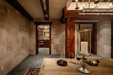 28-3320 Beach Road Pepeekeo HI 96783