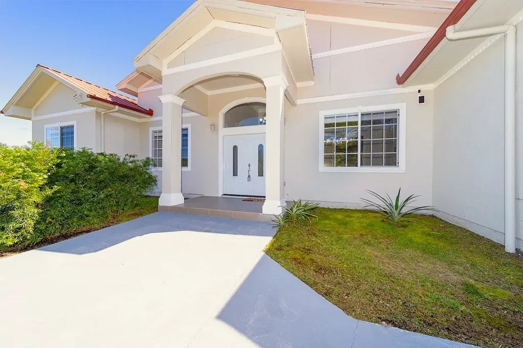 15-1535 1st Avenue Keaau HI 96749