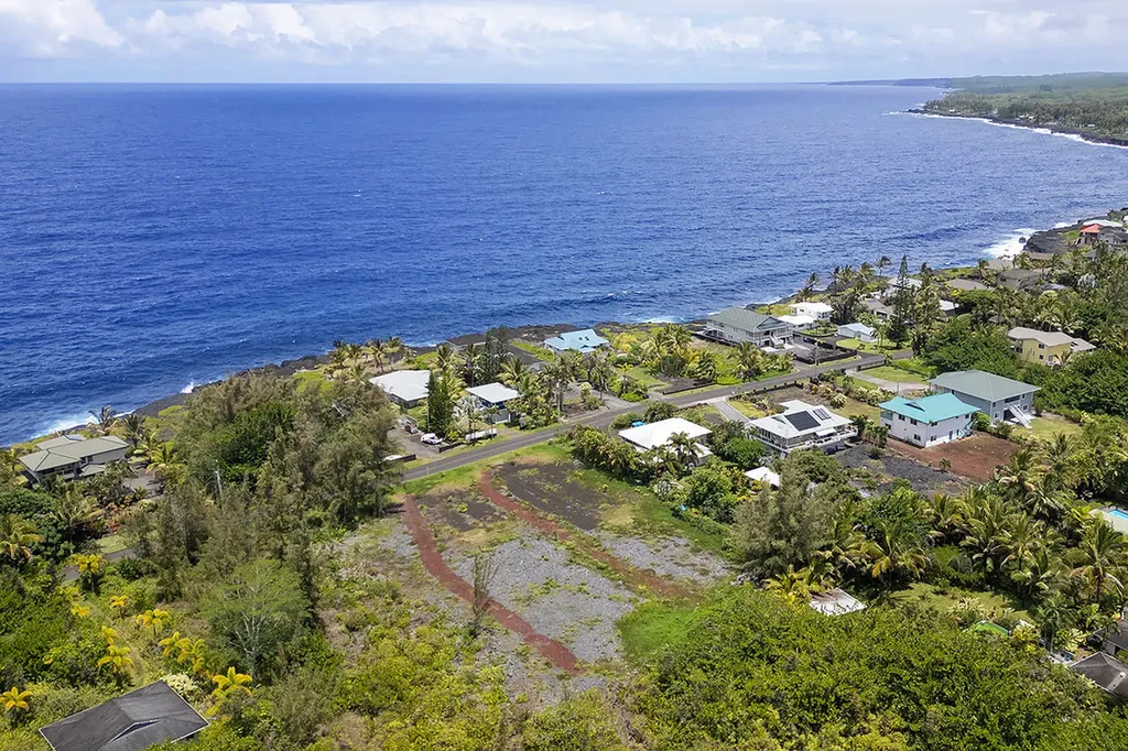 15-916 Paradise Ala Kai Drive Keaau HI 96749