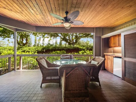 78-261 Manukai Street Kailua-kona HI 96740