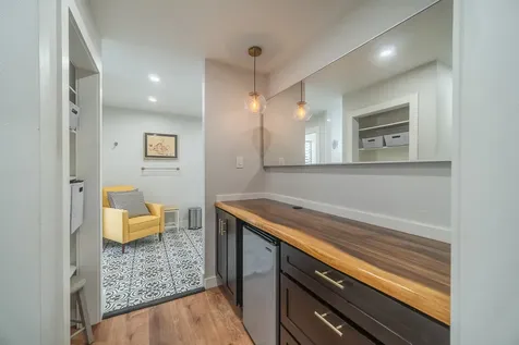 543 Kaanini Street Hilo HI 96720