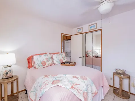 75-6124 Alii Drive Kailua-kona HI 96740