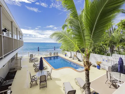 75-6124 Alii Drive Kailua-kona HI 96740