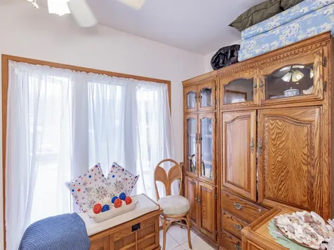 75-6124 Alii Drive Kailua-kona HI 96740