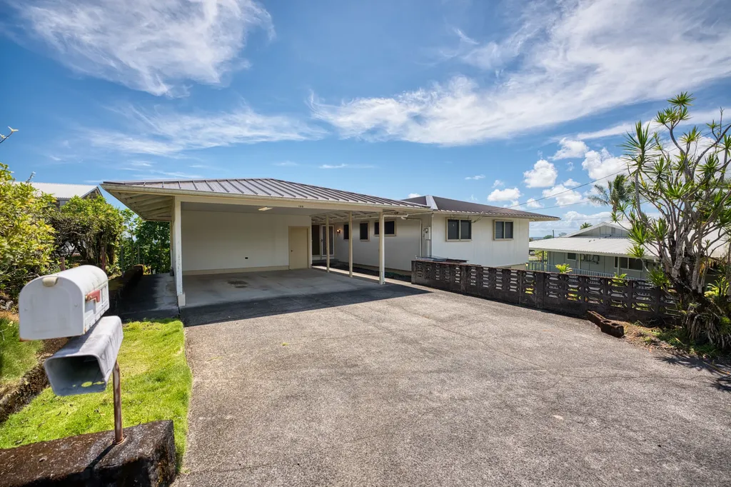 195 Lahaina Street Hilo HI 96720
