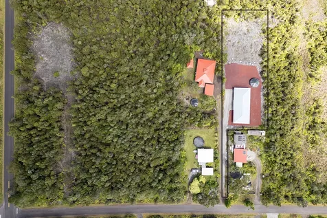 11-3322 Mokuna Street Volcano HI 96785