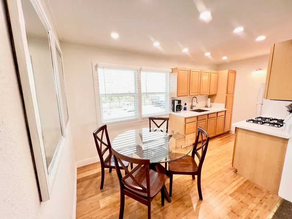 74-5618 Palani Road Kailua-kona HI 96740