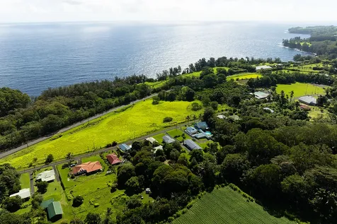 29-2199 Old Mamalahoa Highway Hakalau HI 96710