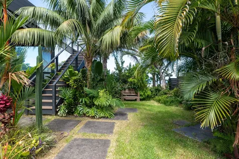 73-1082 Mahilani Drive Kailua-kona HI 96740