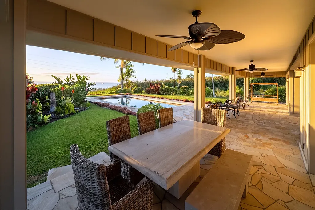 76-149 Kamehamalu Street Kailua-kona HI 96740
