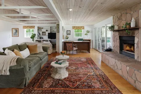 64-507-c Mamalahoa Highway Kamuela HI 96743