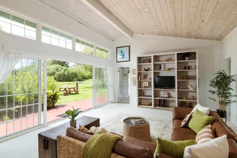 64-507-c Mamalahoa Highway Kamuela HI 96743