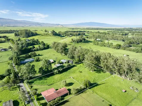 64-507-c Mamalahoa Highway Kamuela HI 96743