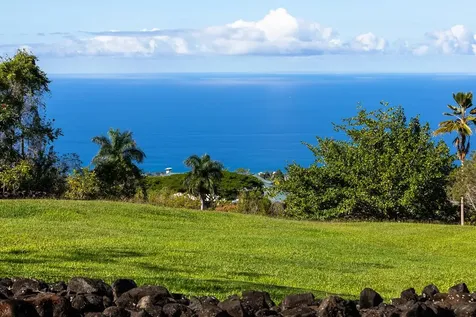 75-5641 Hienaloli Road Kailua-kona HI 96725
