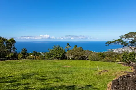 75-5641 Hienaloli Road Kailua-kona HI 96725