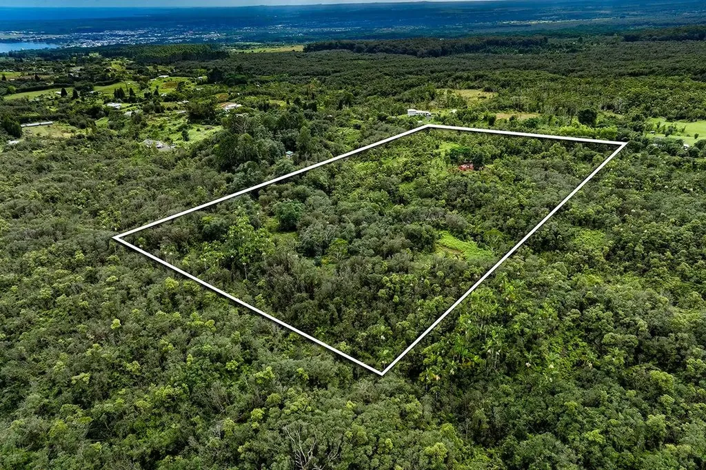 3158 Kaiwiki Road Hilo HI 96720